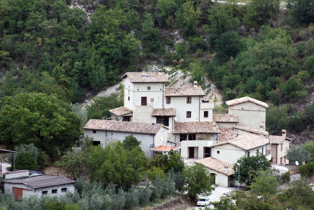 Valle Del Belvedere 斯波莱托 外观 照片